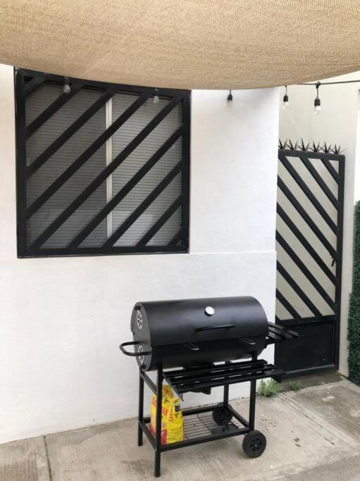Comfortable And Private House 2 Bedrooms Wifi Parking Free 蒙特雷 外观 照片